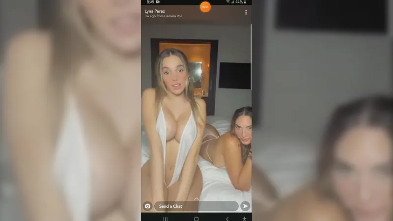 Lyna Perez Mimiloving Lesbian Play