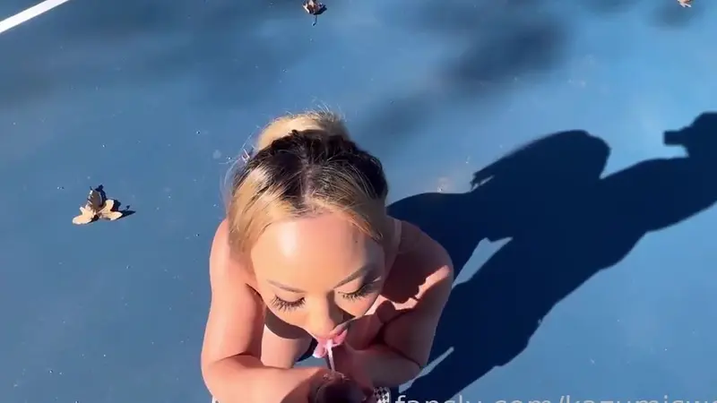 Kazumi Achieves Orgasm While Squirting On Tennis Court