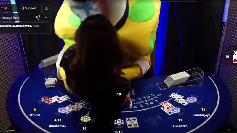 Studygreed On Duel Casino Spongbob Took Her Tits Out And Trying To Fuck