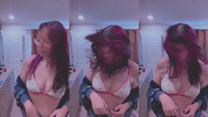 Jiggly ASMR Star SkepticalPickle Films Bra Bounce Check In Mirror