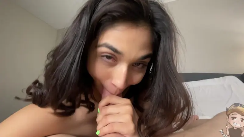 Reina Rae Takes Hard Cock In Her Soaked Pussy And Gets Facial Finish