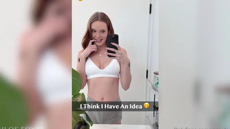 Chloe Foxxe And Jakknife Share Steamy Snapchat Session