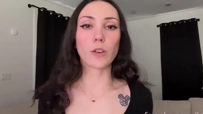 Lexi Poll Performs A Seductive Cranial Nerve Checkup