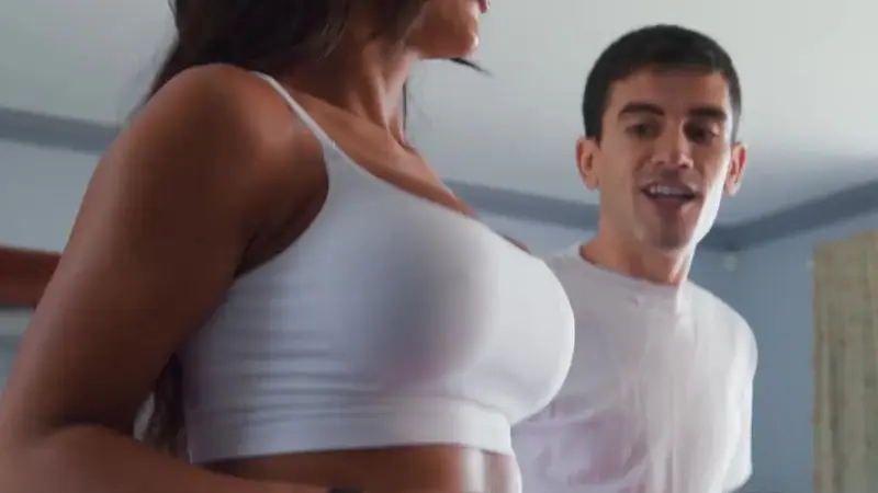 Scarlett Starr Rides Jordi El Nino Polla In A Steamy Session