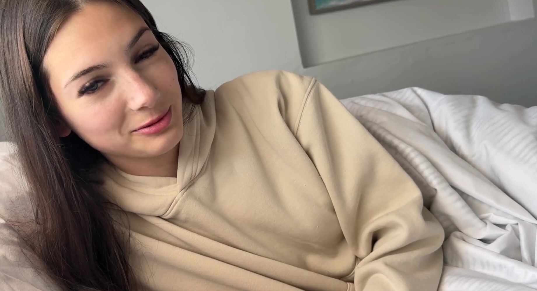 Sophie Tyler Seduces Stepbrother Alex Adams In Bed