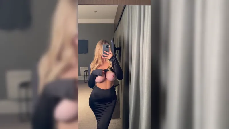 Everyone in the restaurant was staring at them. But only Reddit Nudes gets to see them. 
[Reddit Video]
