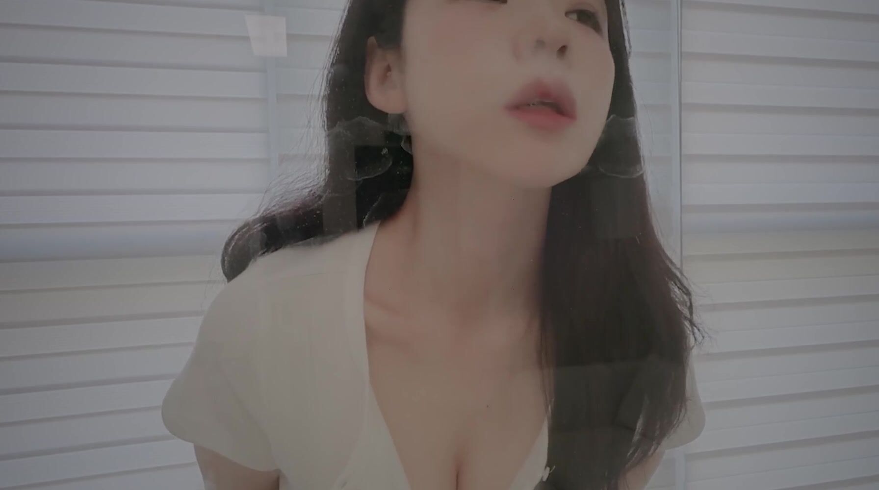 Yeonchu Performs ASMR Sensations In Exclusive Clip