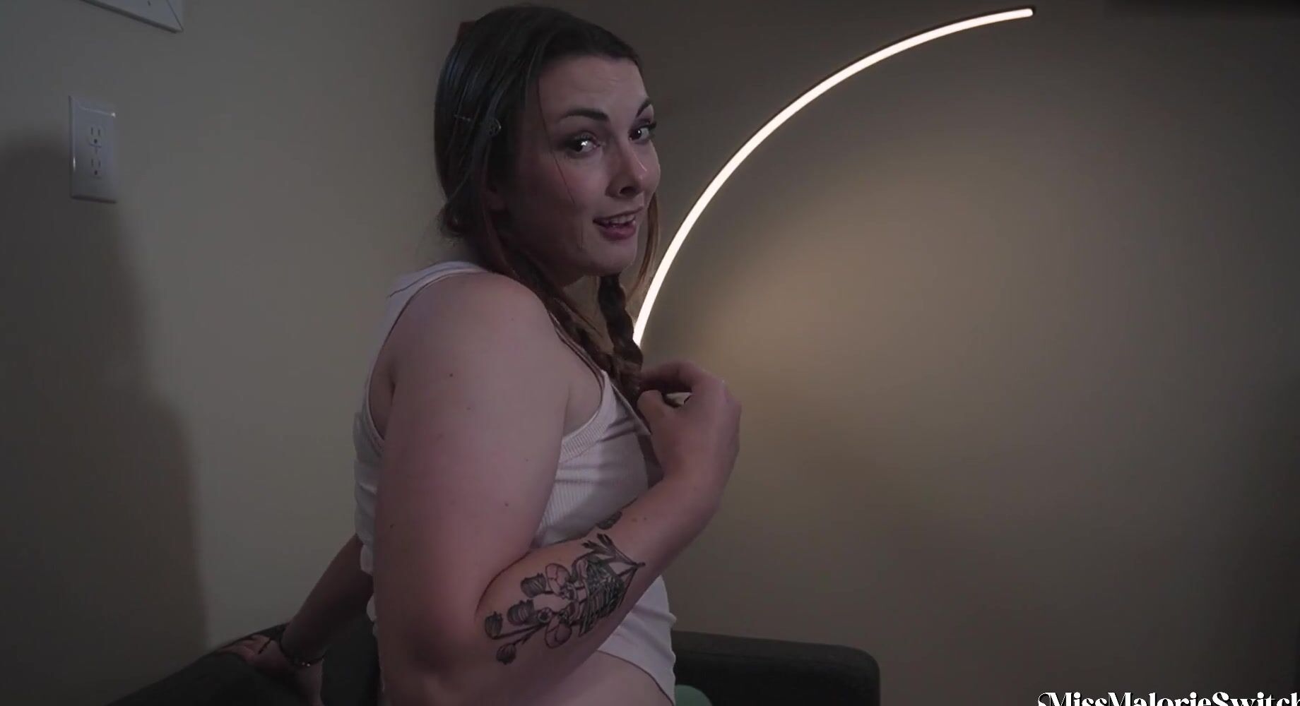 Malorie Switch Hides Her Stepsister s Tattoo From Dad