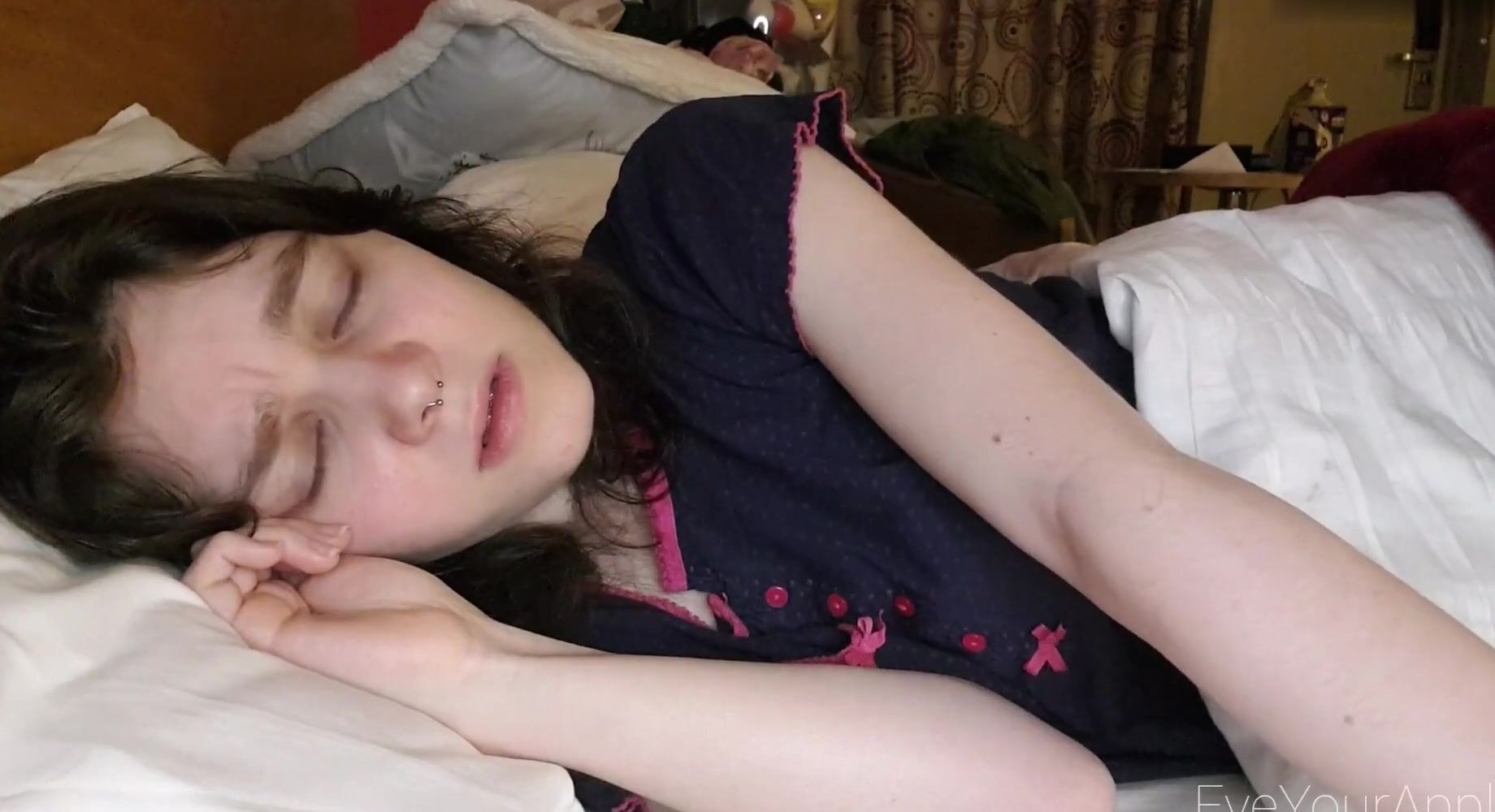 EveYourApple Roleplays Daddy s Little Girl In A Rainy Fantasy