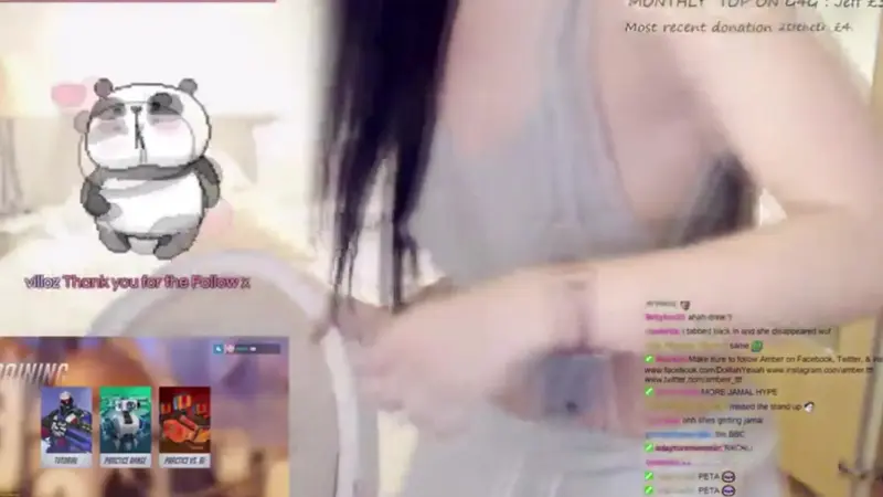 Dolliah Accidentally Exposes Her Nipples In Lacy Lingerie
