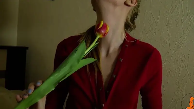 Ginger Foxy Teases In A Floral Lingerie Preview