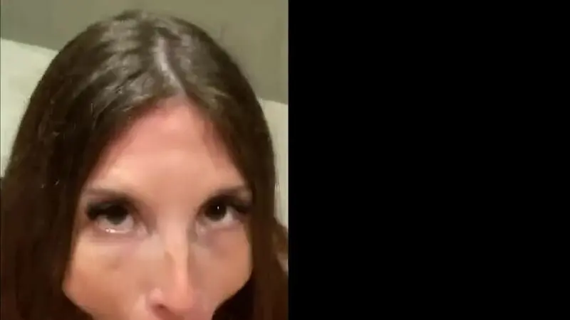Piper Perri Gives A Deepthroat In Exclusive Footage
