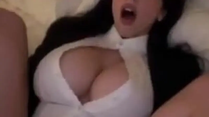 Billie Eilish Deepfake Showcases Her Nude Body In HD