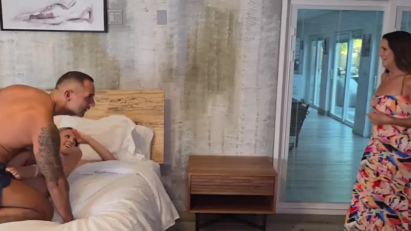Seductive Lo Spies Then Joins Stepson And Girlfriend In Bed