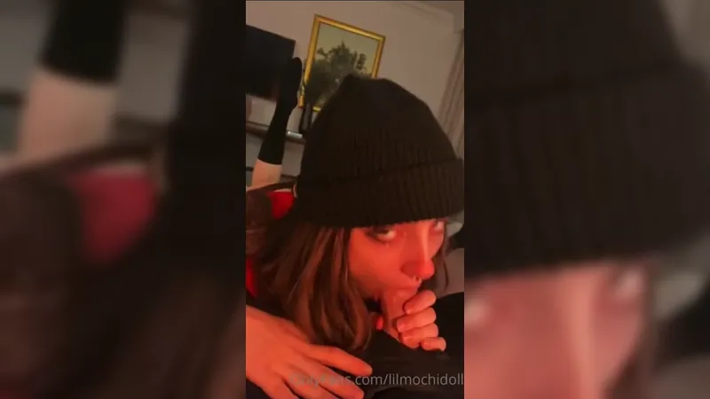 Lilmochidoll口交性爱泄露视频