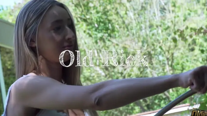 Lula Stocch Seduces Neighbor Grandpa In Steamy Backyard Hookup