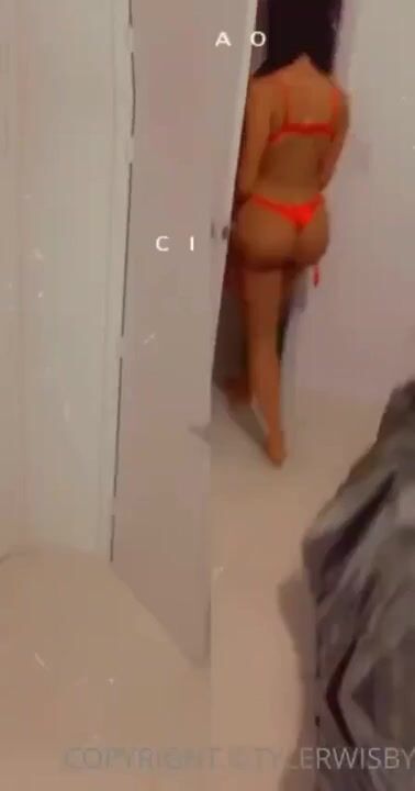 Hot Ebony Tyler Wisby Big Booty Shake And Sucking Big Dick Onlyfans Leaked Video