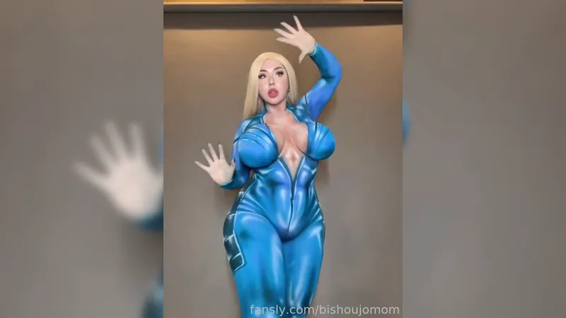 Bishoujomom Cosplay As Sue Storm Big Booty Spreads To Show Wet Pussy Onlyfans Leaked Tape