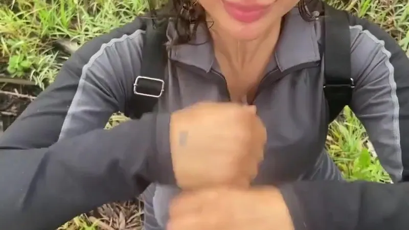 Snackychannn Gets Deepthroated While Giving Sloppy Blowjob In The Woods Onlyfans Video