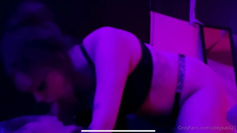 Alley Kat Naked Onlyfans Blowjob Leaked Video