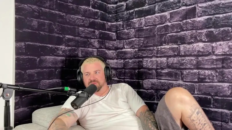 Hot Big Natural Boobs Amateur Brandy Renee Car Fucking Luke Cooper, Natural DD, Selling Spit