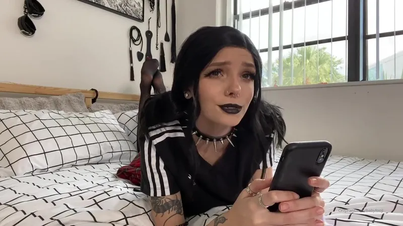 Babyfooji Horny Petite Tease a Cock and Fucking Her Pussy with it Onlyfans Video